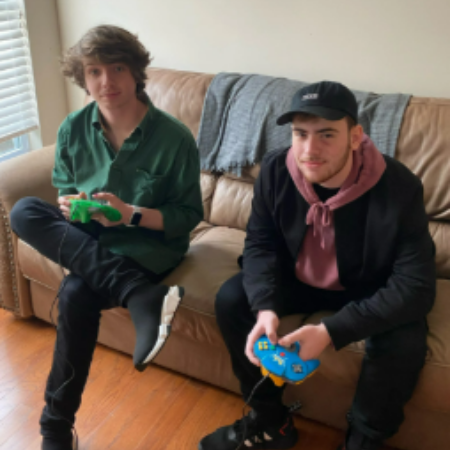 Karl Jacobs and Sapnap playing games together.